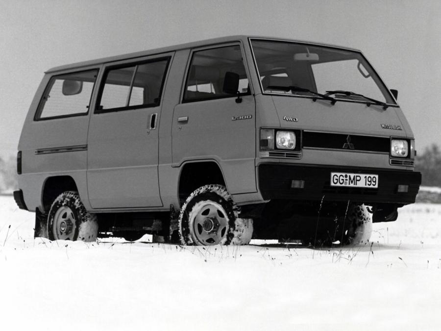  Mitsubishi L300 4WD 1982 года  (фото 2 из 3)